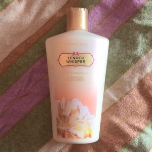 Tender whisper body lotion